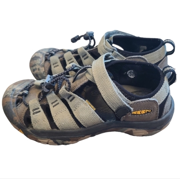 Keen Other - Keen Newport Waterproof Kid’s Water Sport Sandals Youth size 3 Green Camo